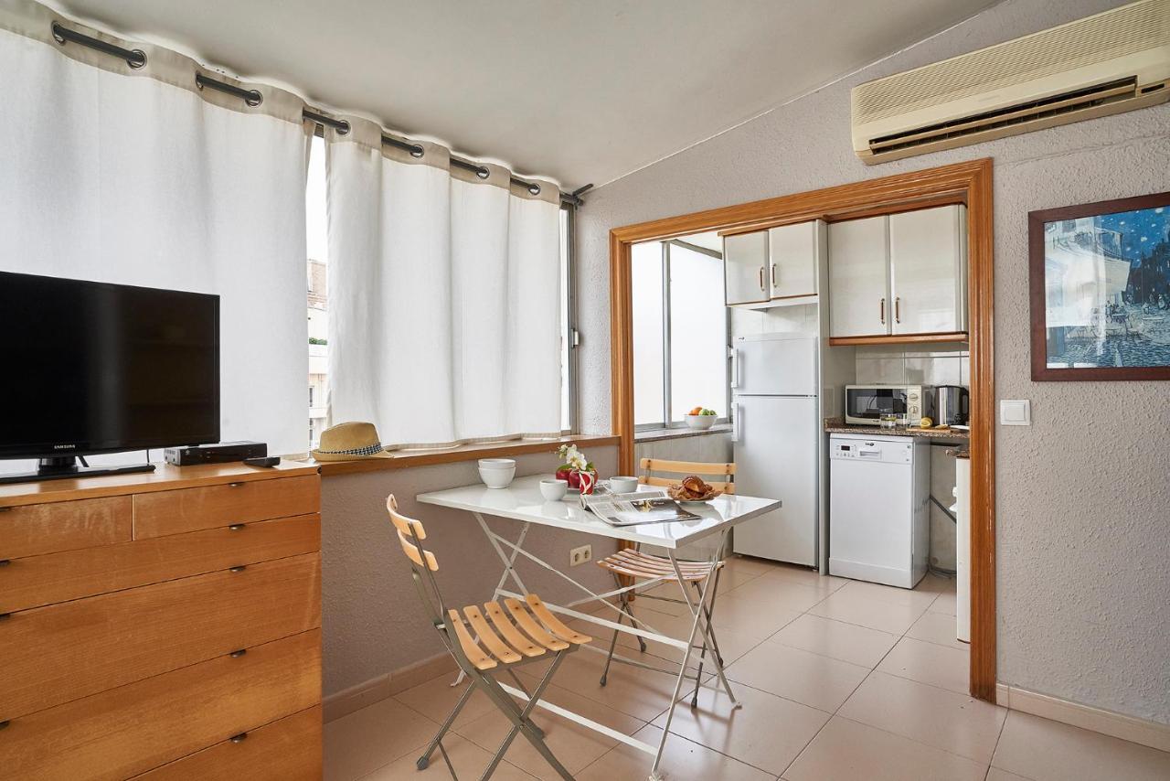 Ainb Diagonal Francesc Macia Apartment *
